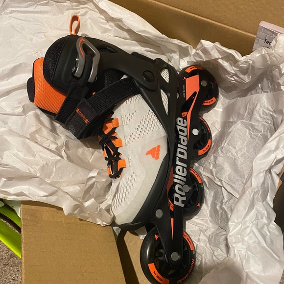 Rollerblade Women's Macroblade 80 Inline Skates US W6 - Picture 2 of 6